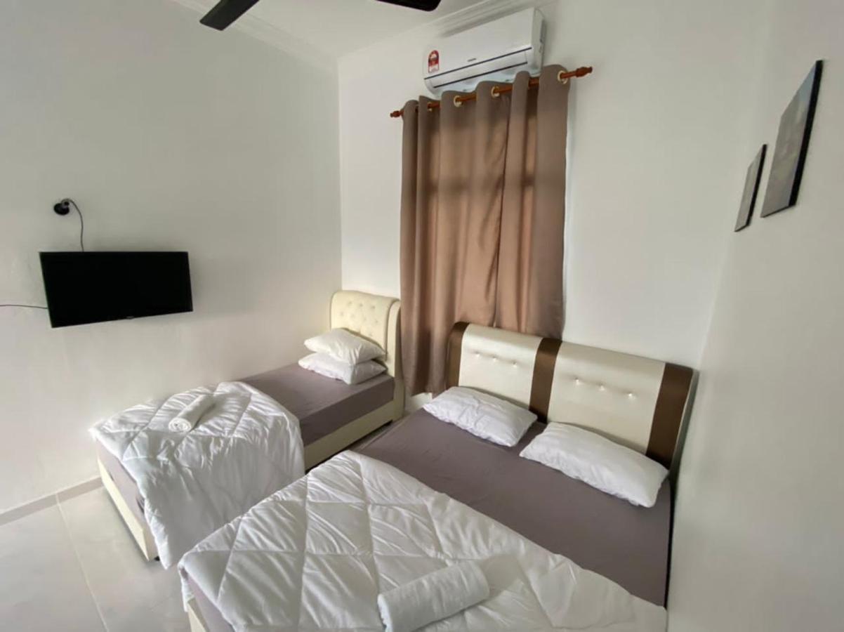 Dsinggahpcb Guest House Kota Bharu Exterior foto